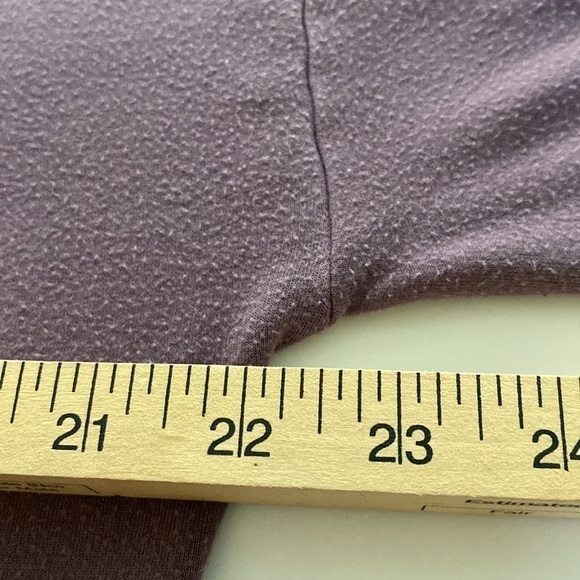 Athleta women’s sweatshirt size small check the measurements light purple plum - Picture 9 of 14